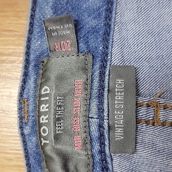 Torrid Size 20R mid rise slim boot vintage Stretch - Picture 2 of 7